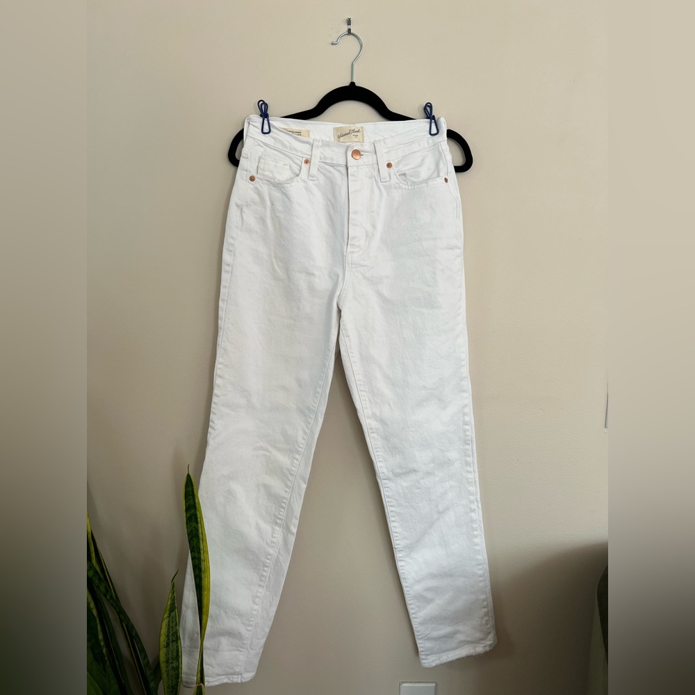 Universal Thread White Vintage 90’s Straight jeans, Size 2R